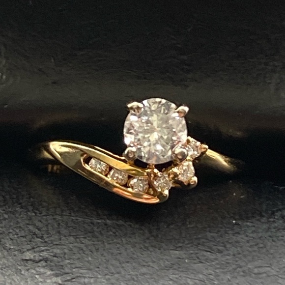 🌴 14-K Gold Wedding Band Set - Picture 7 of 14